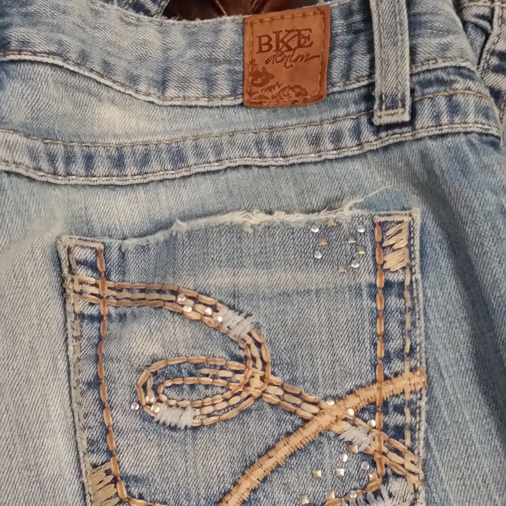 BKE KATE Jean 28 x 31.5 Buckle Denim Curvy